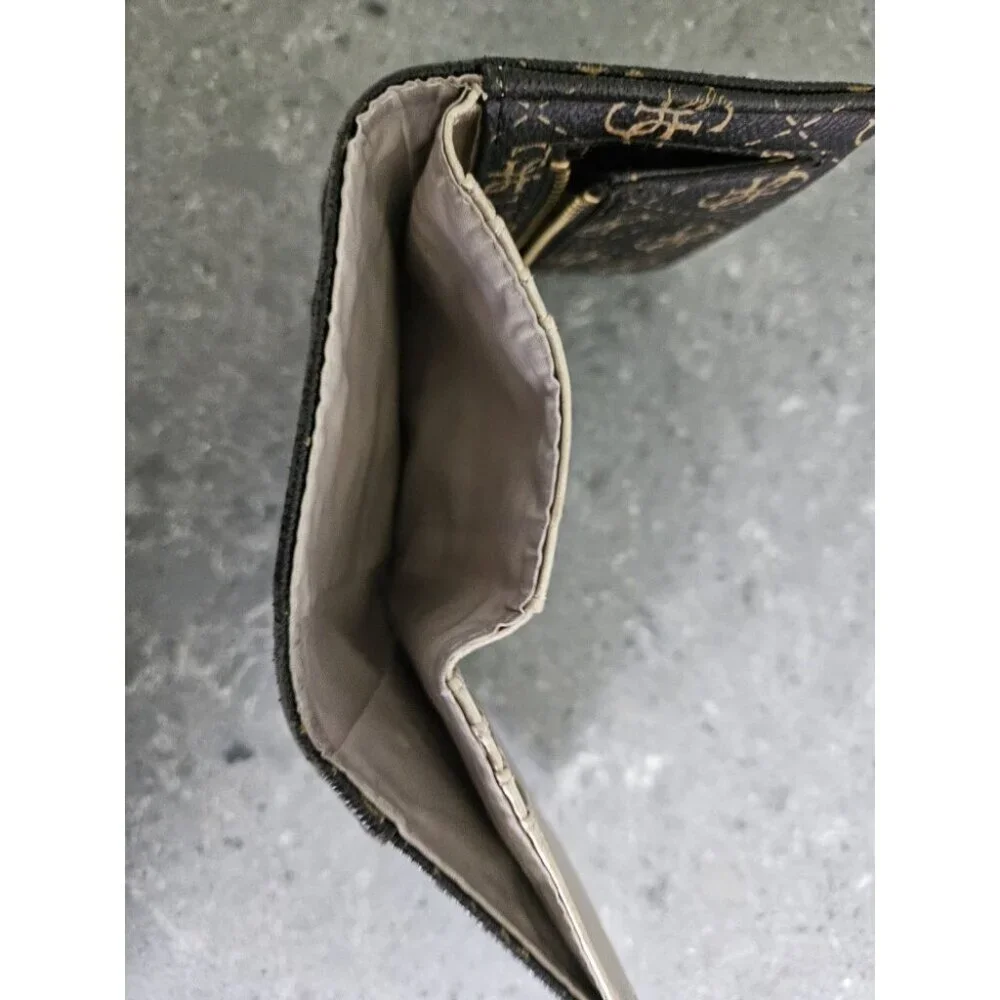 Guess Cordelia Petite Trifold Brown Wallet - Picture 5 of 6